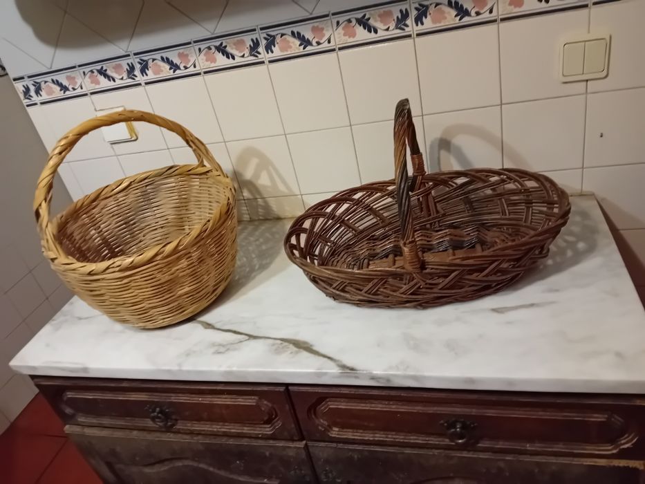 Conjunto de 2 Cestinhas em Verga