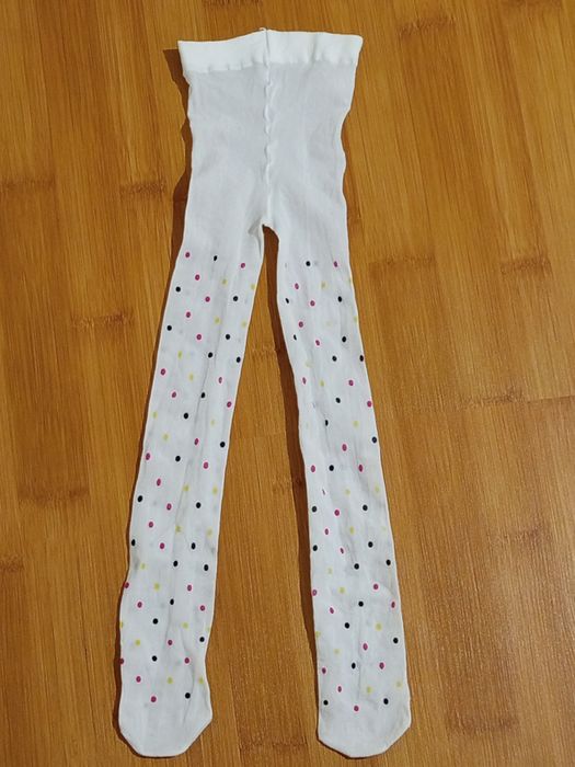 Нові капронові колготки в дрібний горошок, на 4-5 років