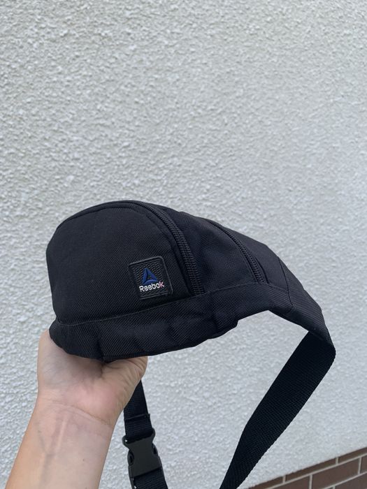 Сумочка поясна у дуже хорошому стані