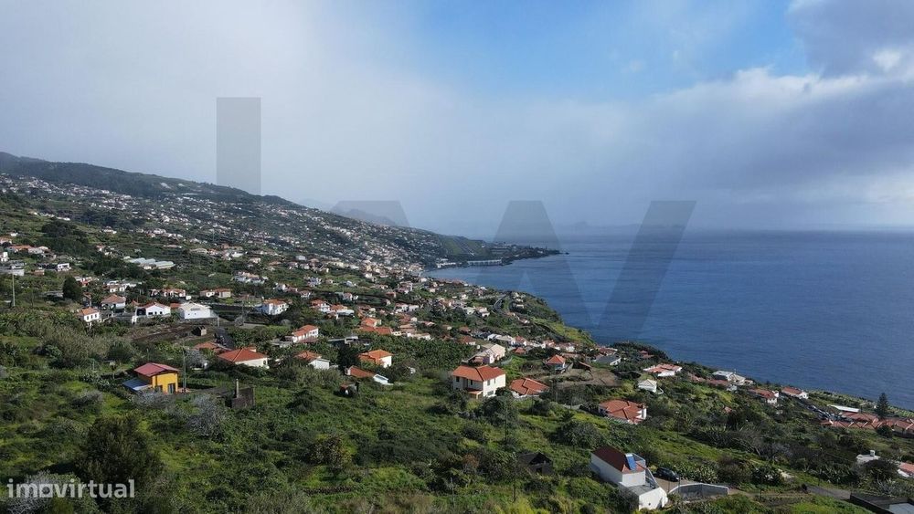 Fantástico Terreno com projecto aprovado para moradia