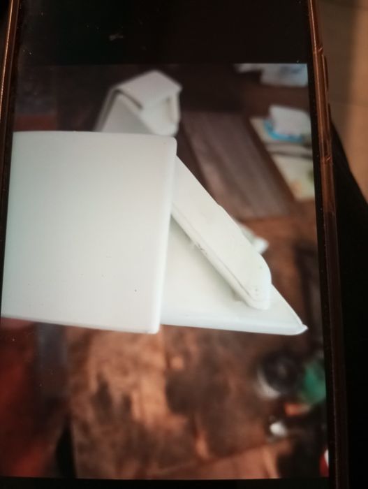 Полки холодильника ariston