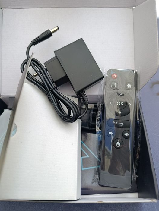 Android TV Box VONTAR H618 (4GB/32GB) Nova na Caixa