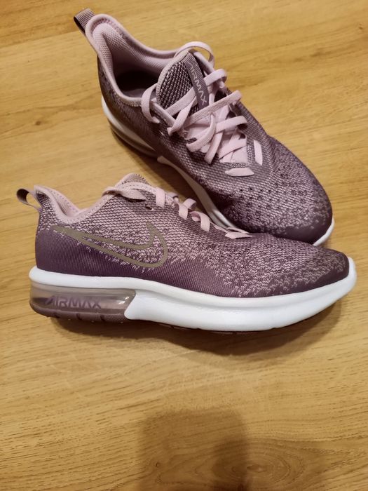 Жіночі кросівки Skechers, NIKE р.38, 40
