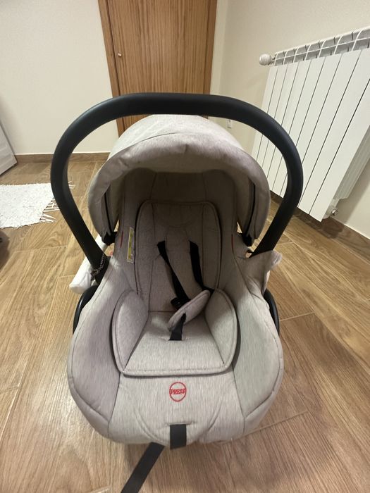 Carrinho de bebe Asalvo ( trio )