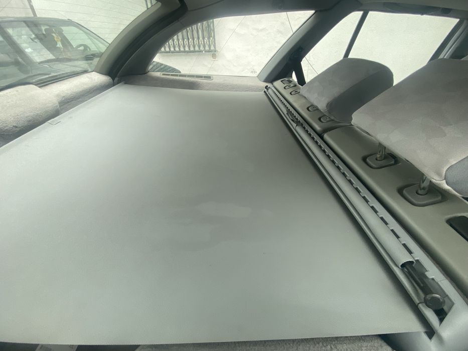 Mercedes c220d. 190 d