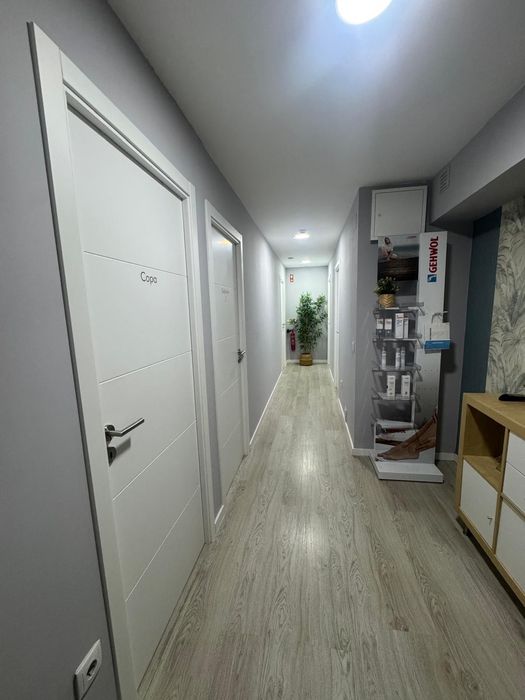 Aluguer Mesa / Gabinete Estética