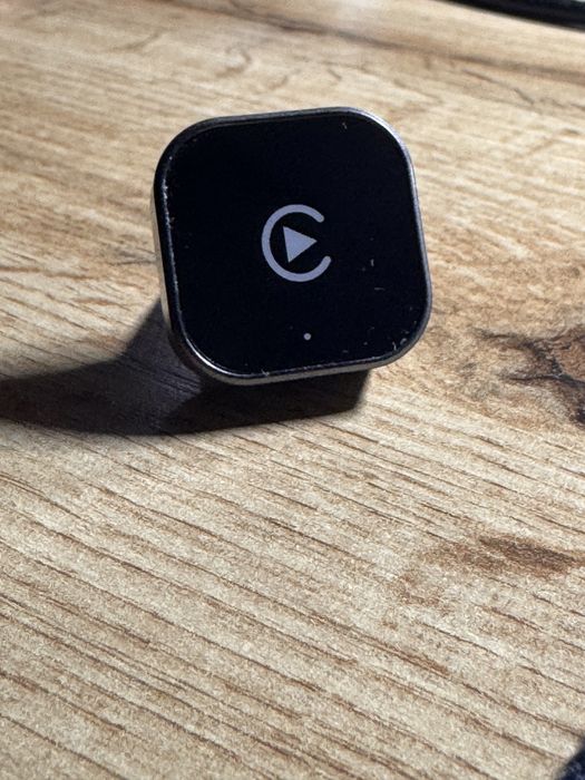 Adapter XUDA do bezprzewodowego Apple CarPlay i Android Auto