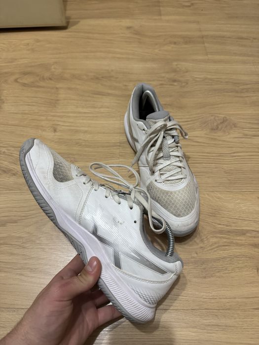 Кросвки Asics для тренеровок