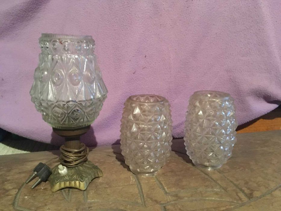 Candeeiros antigos de mesinha de cabeceira