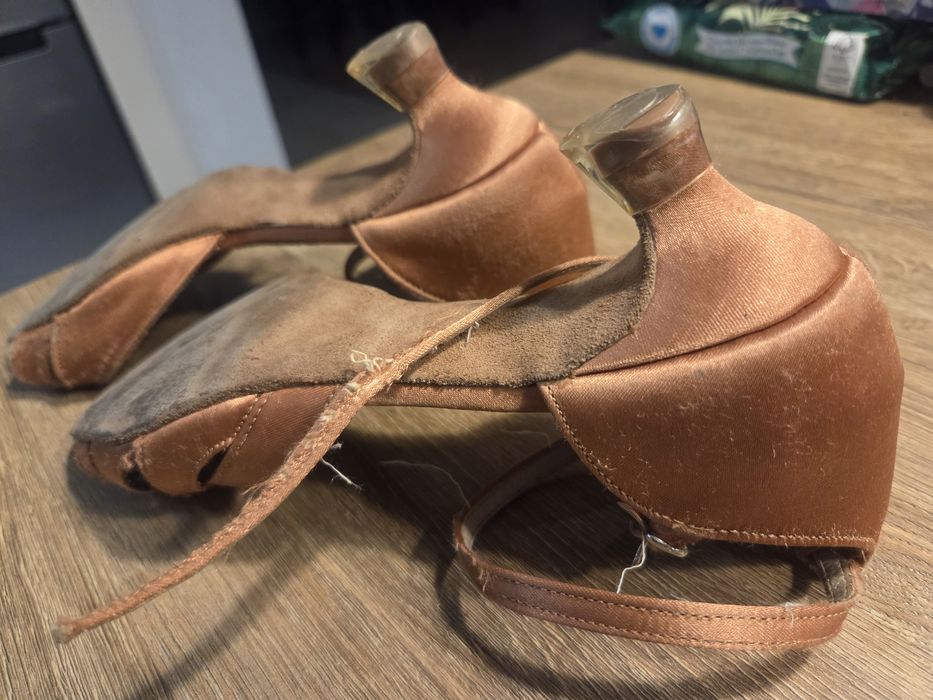 Buty do tanca towarzyskiego standard 34