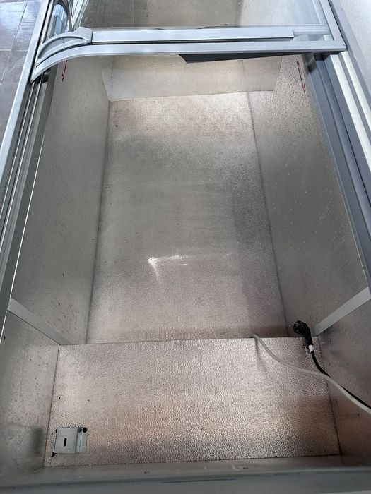 Zamrażarka Aht Paris 210 cm . 700l . witryna mrożnicza