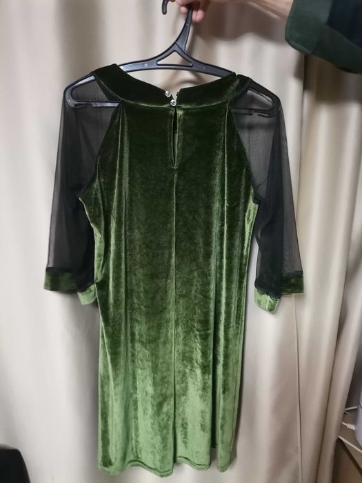 Сукня жіноча святкова