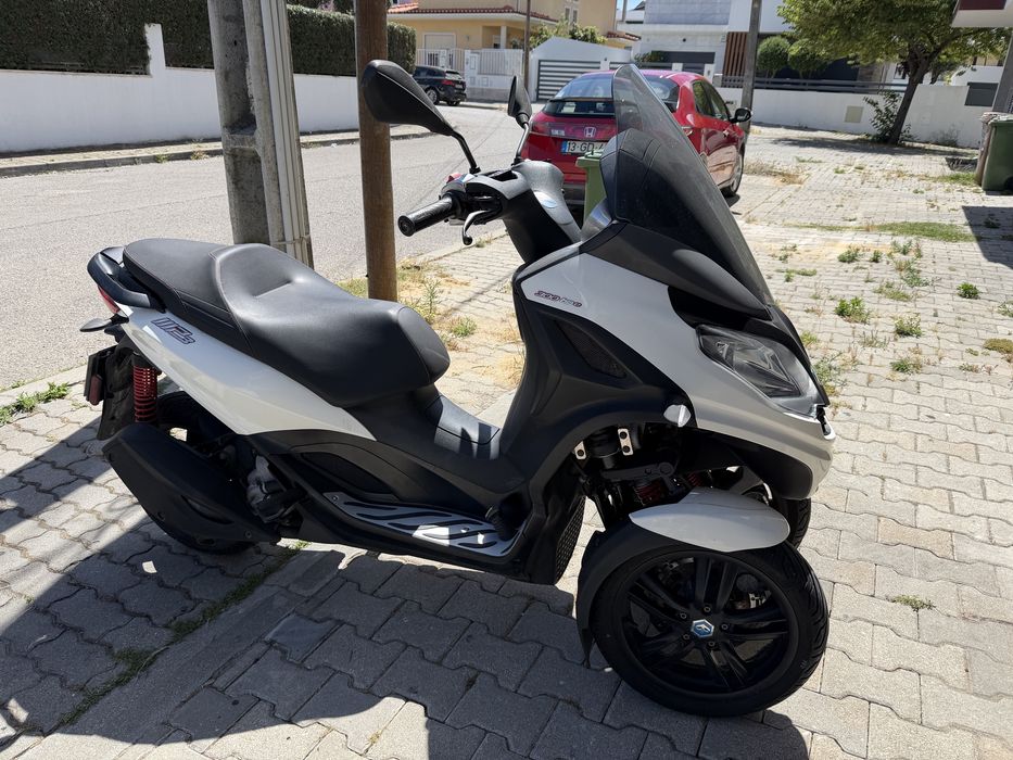 Piaggio MP3 300 hpe 2019 c/Extras Impecavel