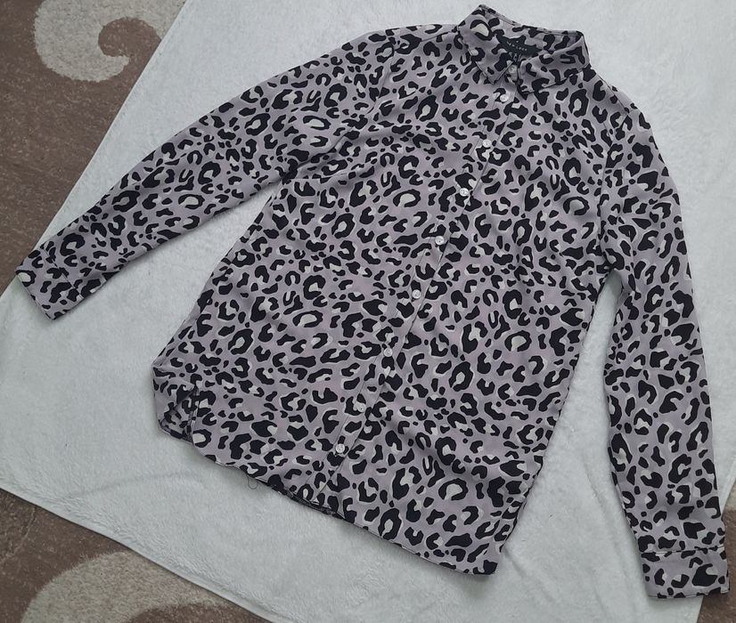 Продам жіночу сорочку