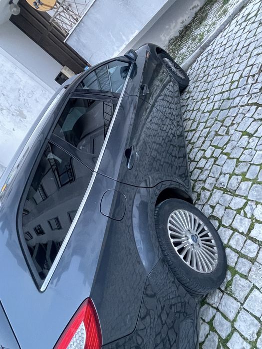 Vendo Ford mondeo