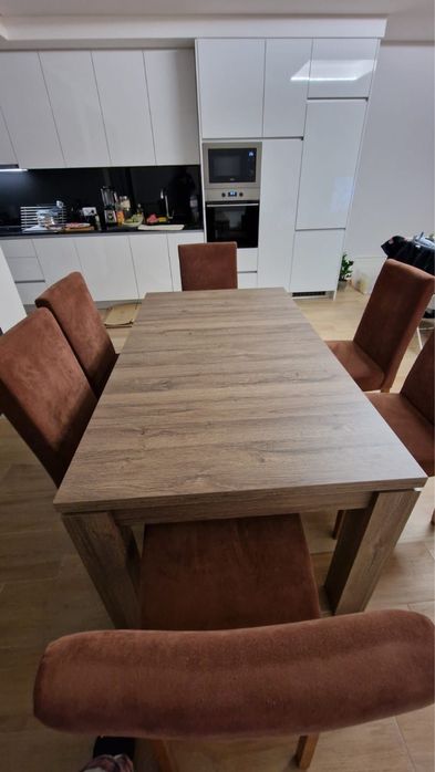 Mesa de Jantar (Extensivel) com cadeiras - conjunto