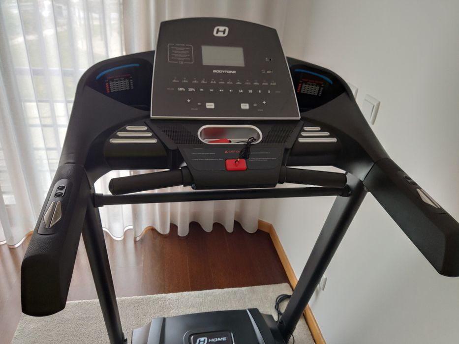 Passadeira dobrável preta BODYTONE