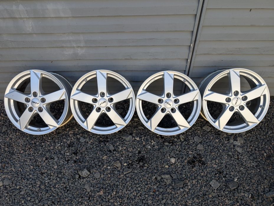 Комплект титанових дисків Rial 5*114.3 R16 5/114.3 16 Kia Nissan Renau