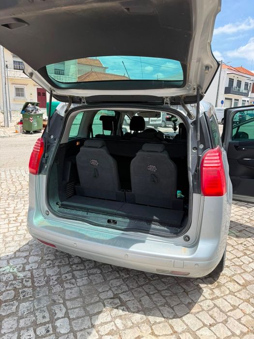 Peugeot 5008 ano 2013