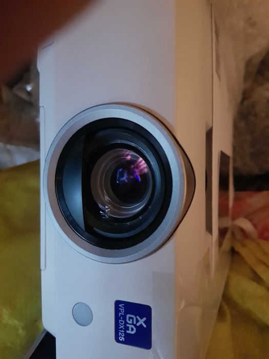 Projektor Sony biurowy