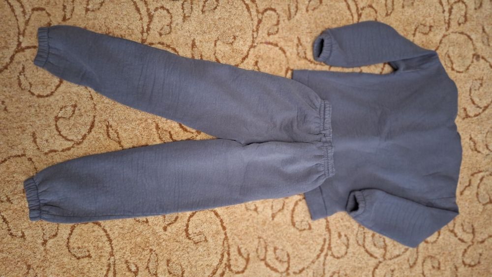 Теплый зимний костюм на 7-8 лет