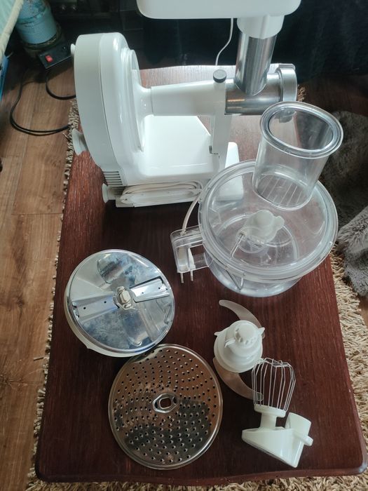 Robot kuchenny Siemens maszynka do mięsa