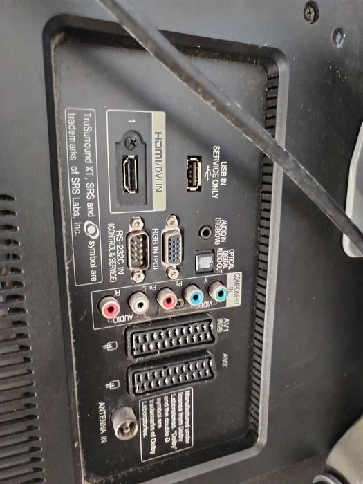 TV LG 40 polegadas - a funcionar