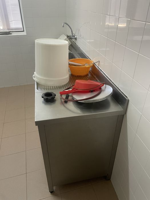 Bancada com pia dupla industrial