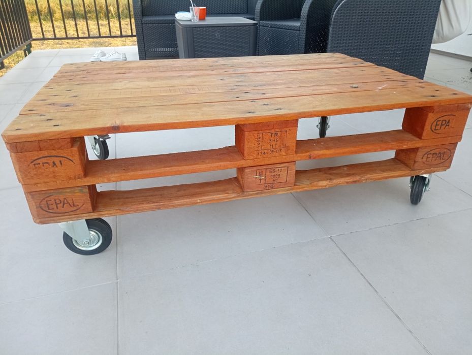 Stolik kawowy z palety