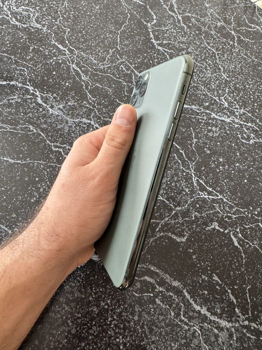 Продам Айфон Iphone 11 Pro Max 64GB