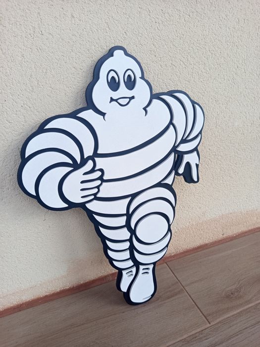 Michelin bimbledum em relevo