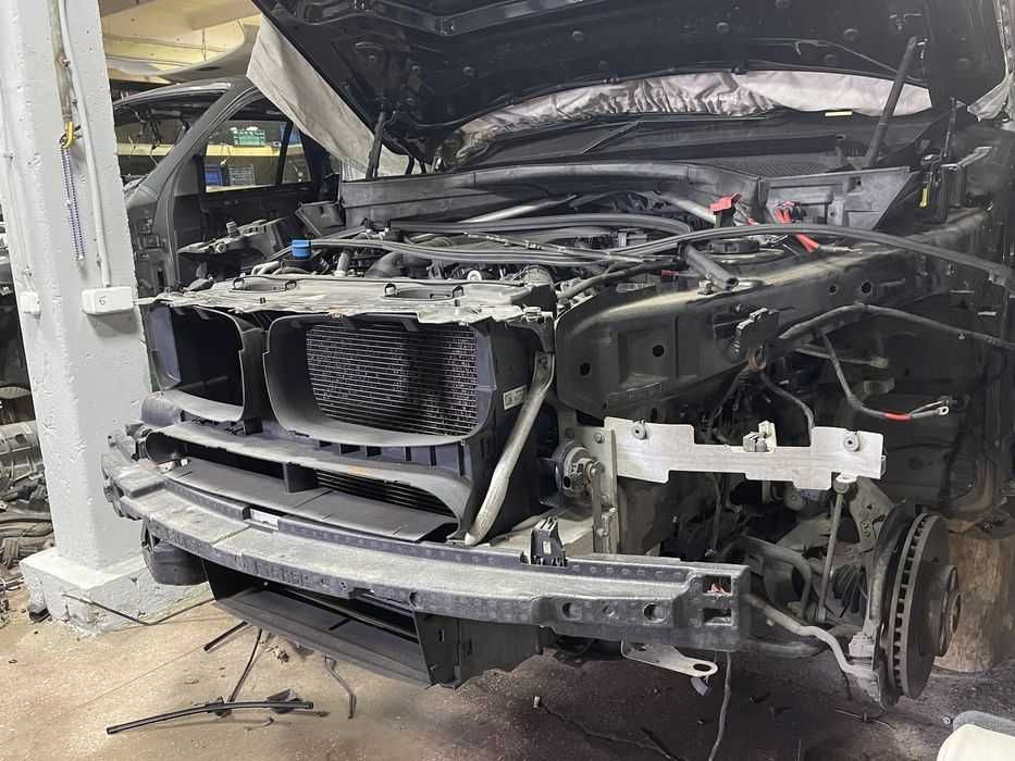 Разборка BMW X5 E53 E70 F15 Розборка БМВ Х5 Е53 Е70 Ф15 Двигун Турбина