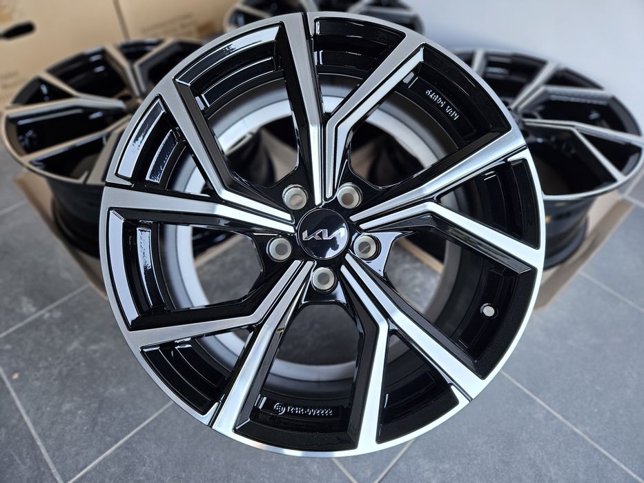 KIA 16 " Nowe 5x114,3 Felgi Ceed Cee'd Carens Soul Venga Czarne Alu