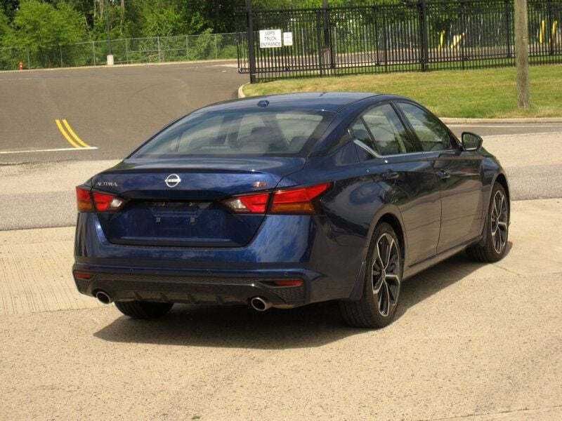 2024 Nissan Altima 2.5 SR