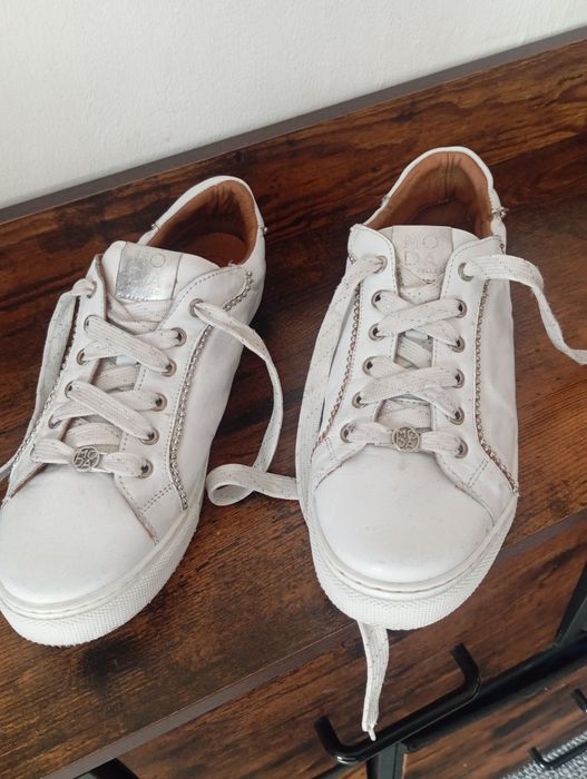 białe sneakersy damskie Arita 40-41