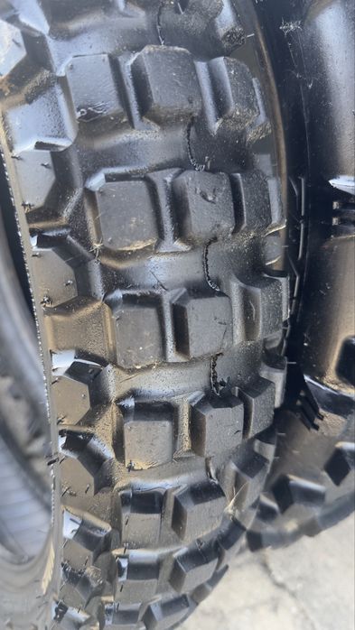 Pneus Trail Enduro motocross Cardados de mota