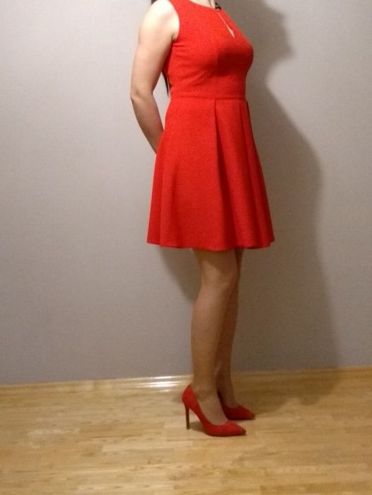 Sukienka rozkloszowana