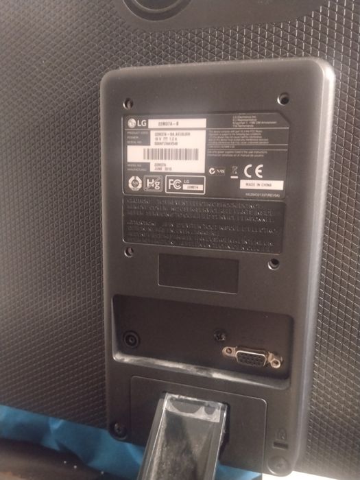 Vários monitores LG e ASUS