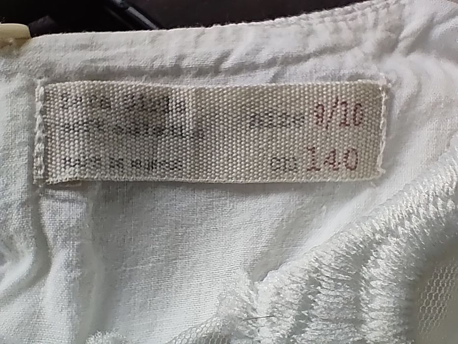 Sukienka biała 3D kwiaty 140