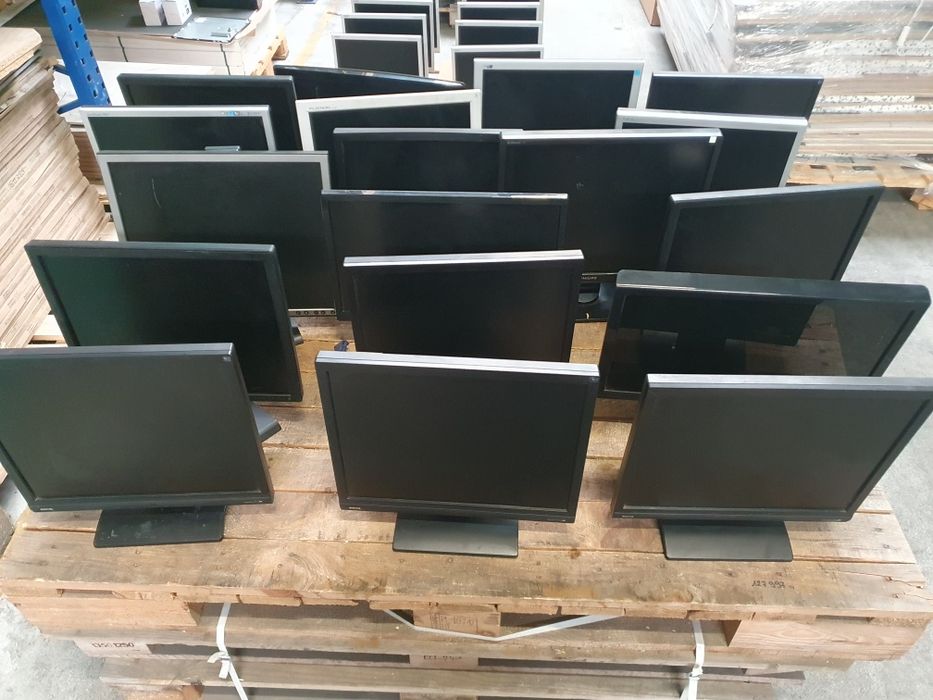 Monitory lcd 17-22 cale, różne rodzaje sprawne