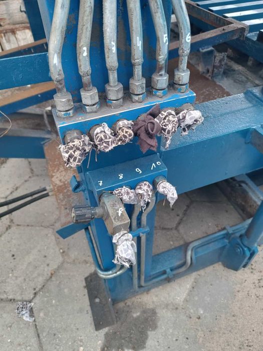 Wibroprasa Kurzętnik UF-051 Sprawdzona Niezawodna 2008