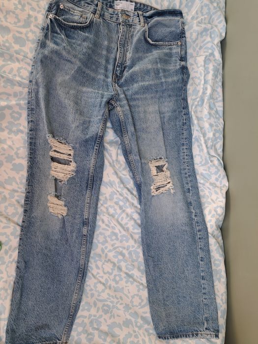 Jeansy Baggy Bershka