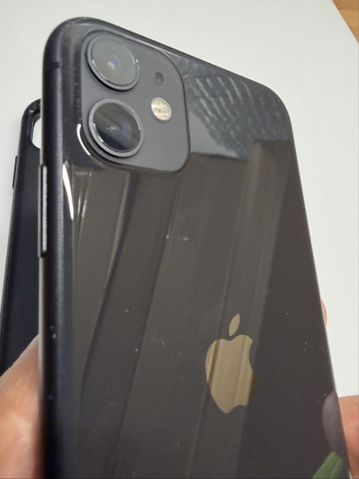iPhone 11 - 128GB - Preto