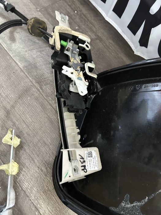 Ford f150 zamek drzwi prawy przód krok 2019