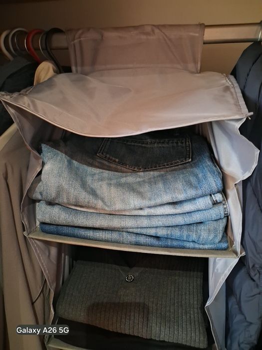 Sprzedam  komplet 2szt. półek składanych z materiału.