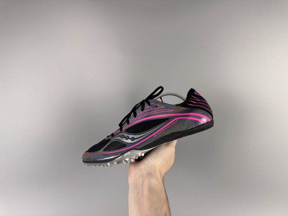 Розмір 40 25 см Бігові шиповки Saucony Endorphin MD3