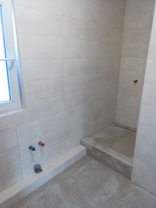 Кафельщик , плиточник в Днепре недорого.