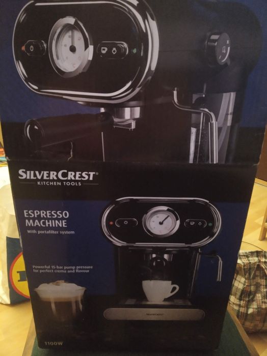 Cisnieniowy ekspres do kawy