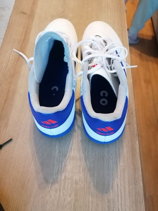 Buty sportowe młodzieżowe