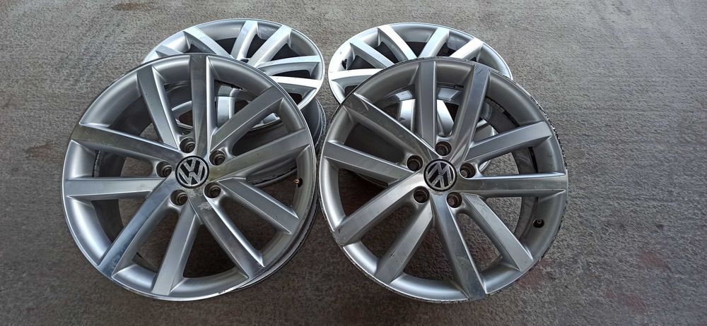 VW GOLF V VI VII 5K0 TOURAN 7,5x18 ET51 OE Vancouver